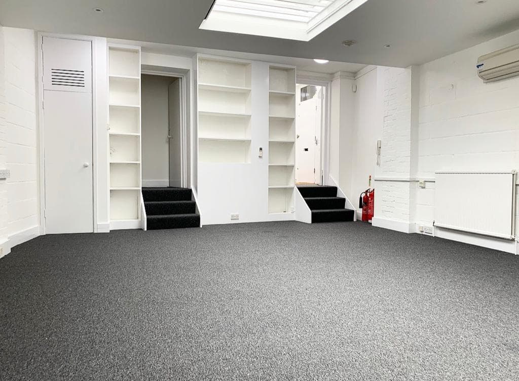Fulham, SW6 (Office)