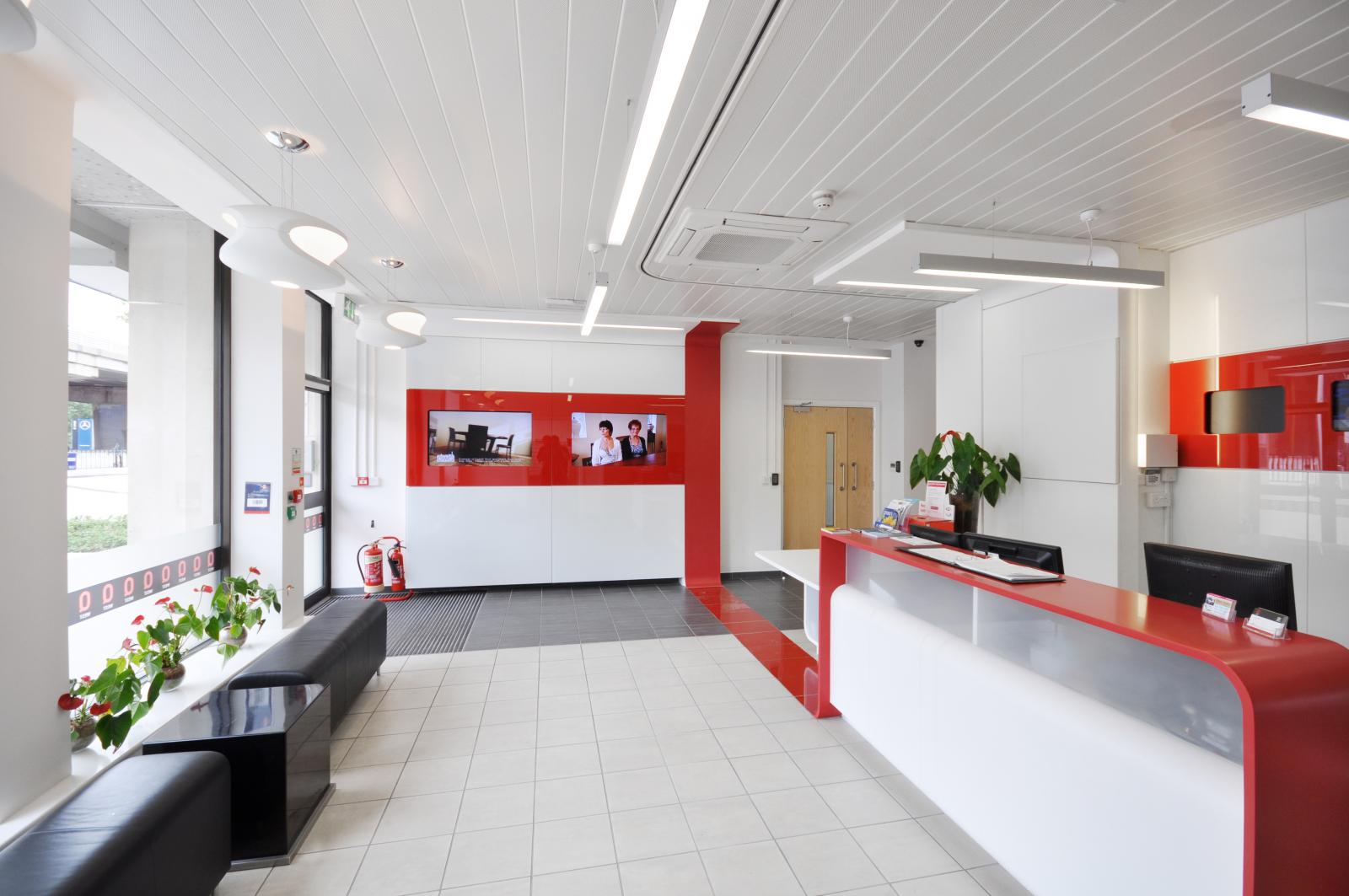 Great West Road, TW8 (Office)