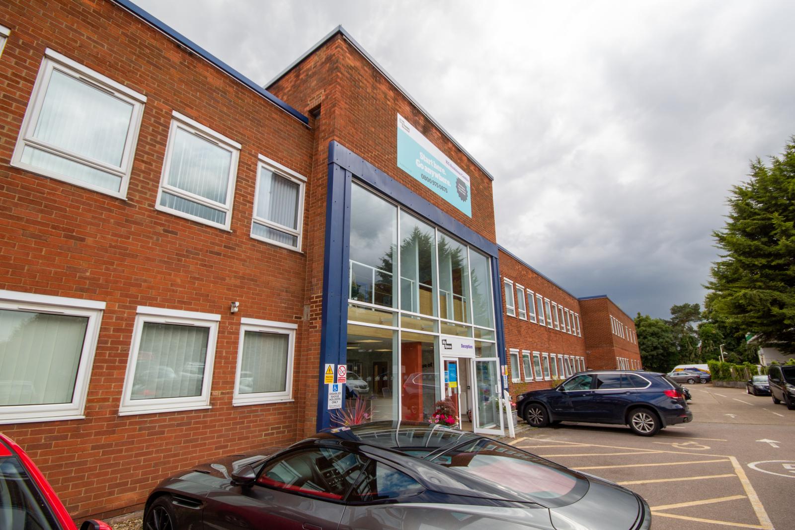 Northampton, NN5 (Office)