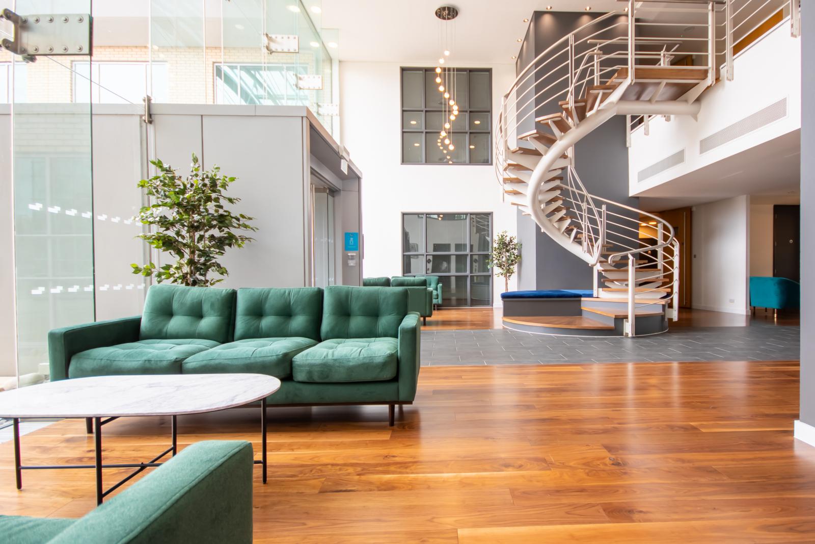 Theale, RG7 (Office)