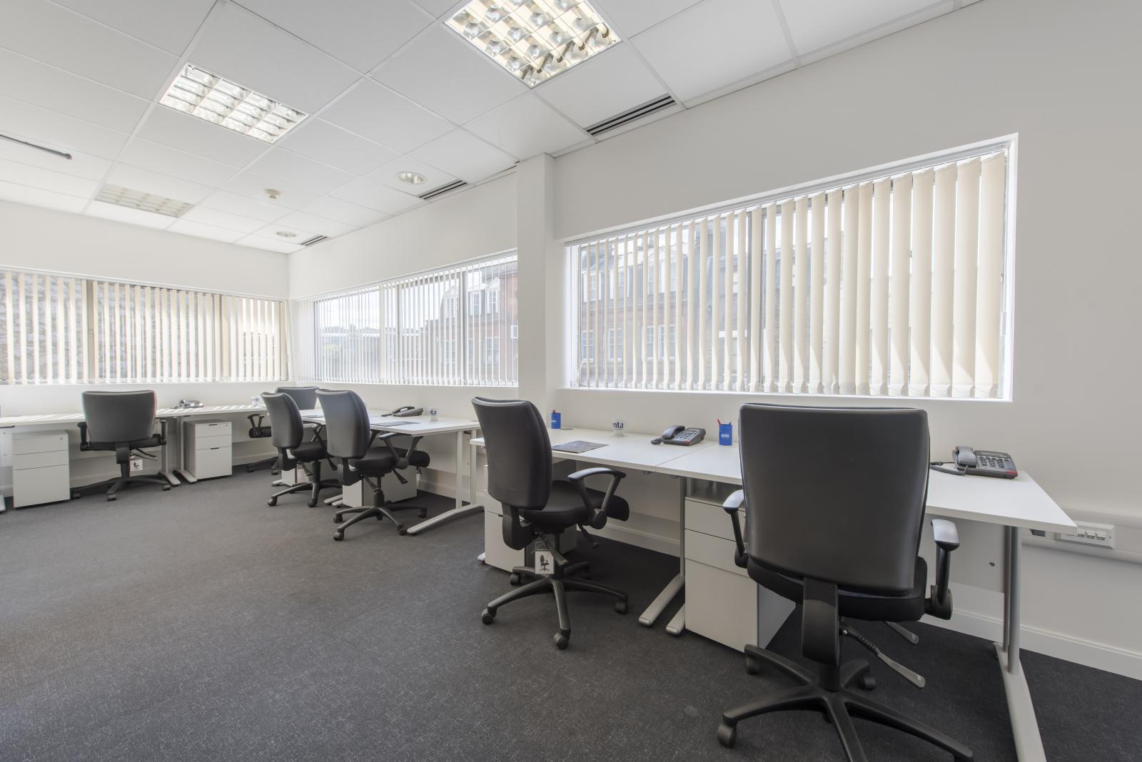 London, WC1X (Office)