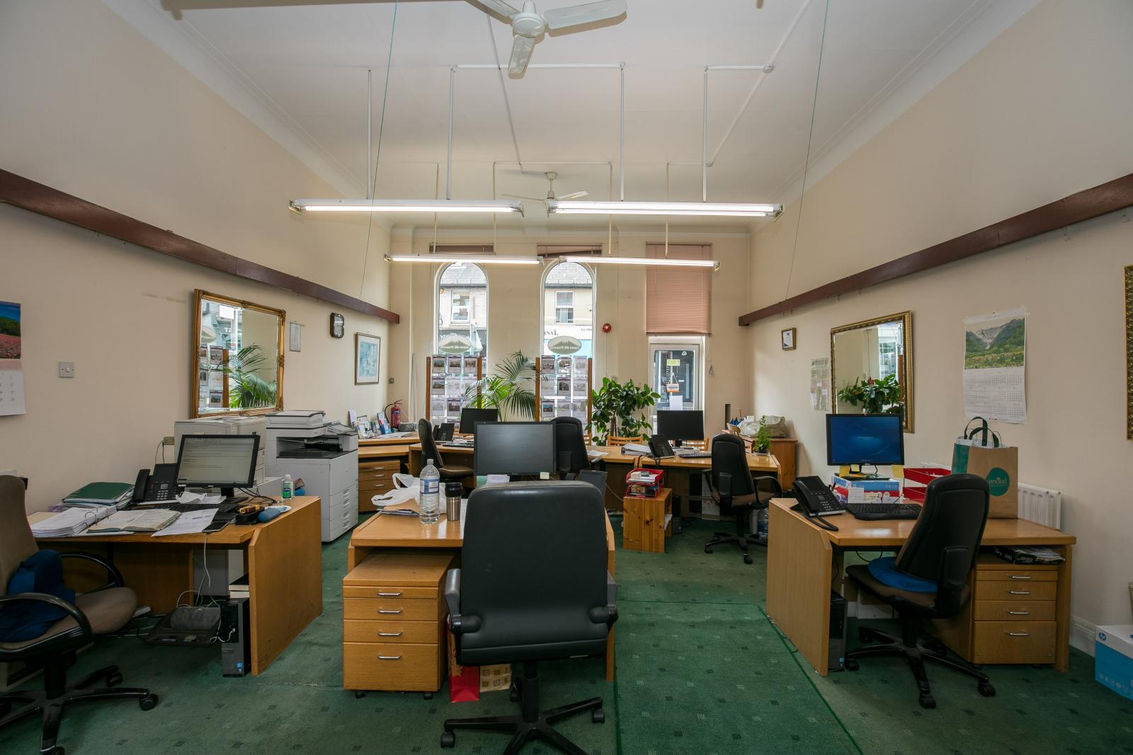 Wimbledon, SW19 (Retail Property (high street))