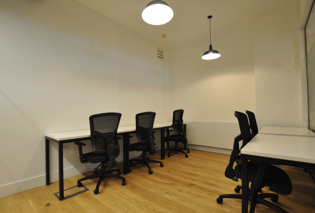 Hammersmith, W6 (Office)