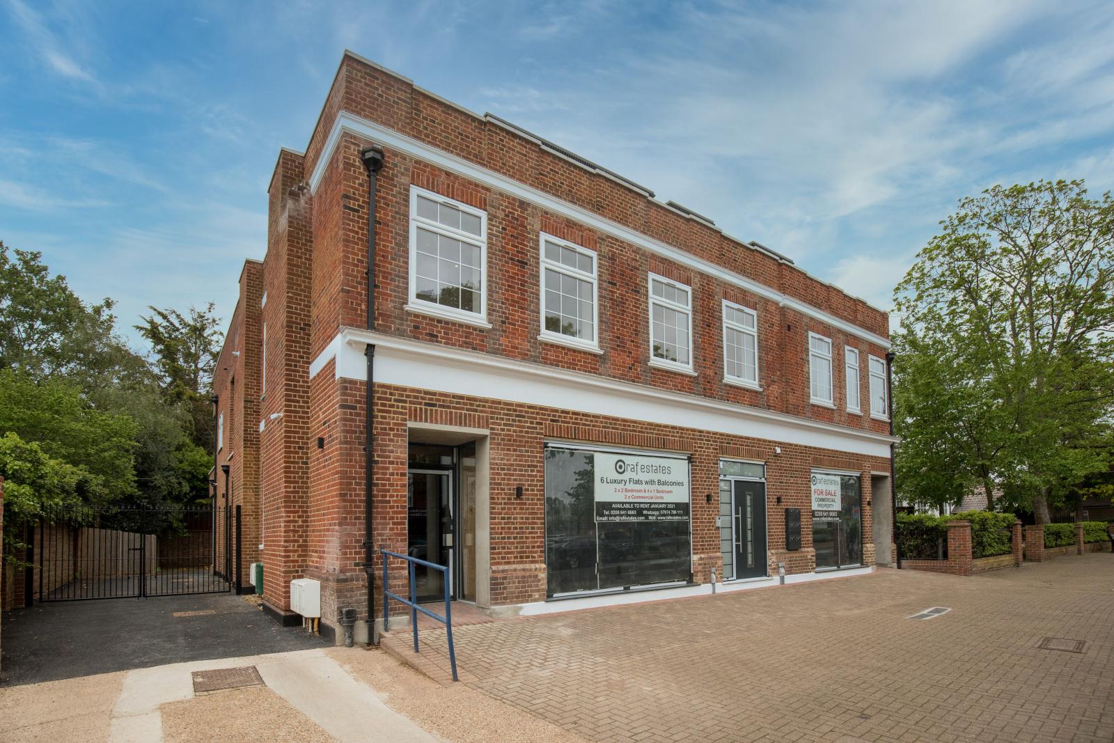 Shepperton, High Street, TW17 (Retail Property (high street))